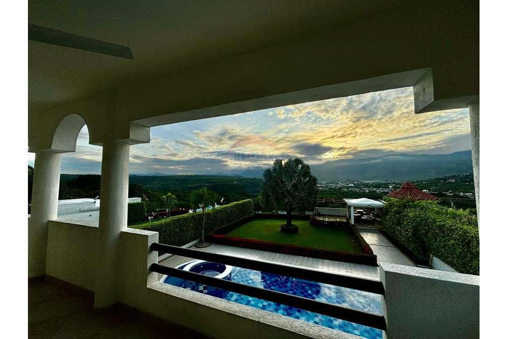 Beautiful Single family home